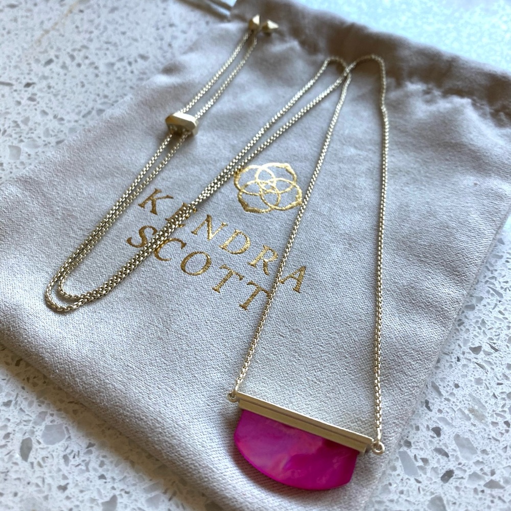 Kendra Scott Dean Necklace Gold Magenta MOP